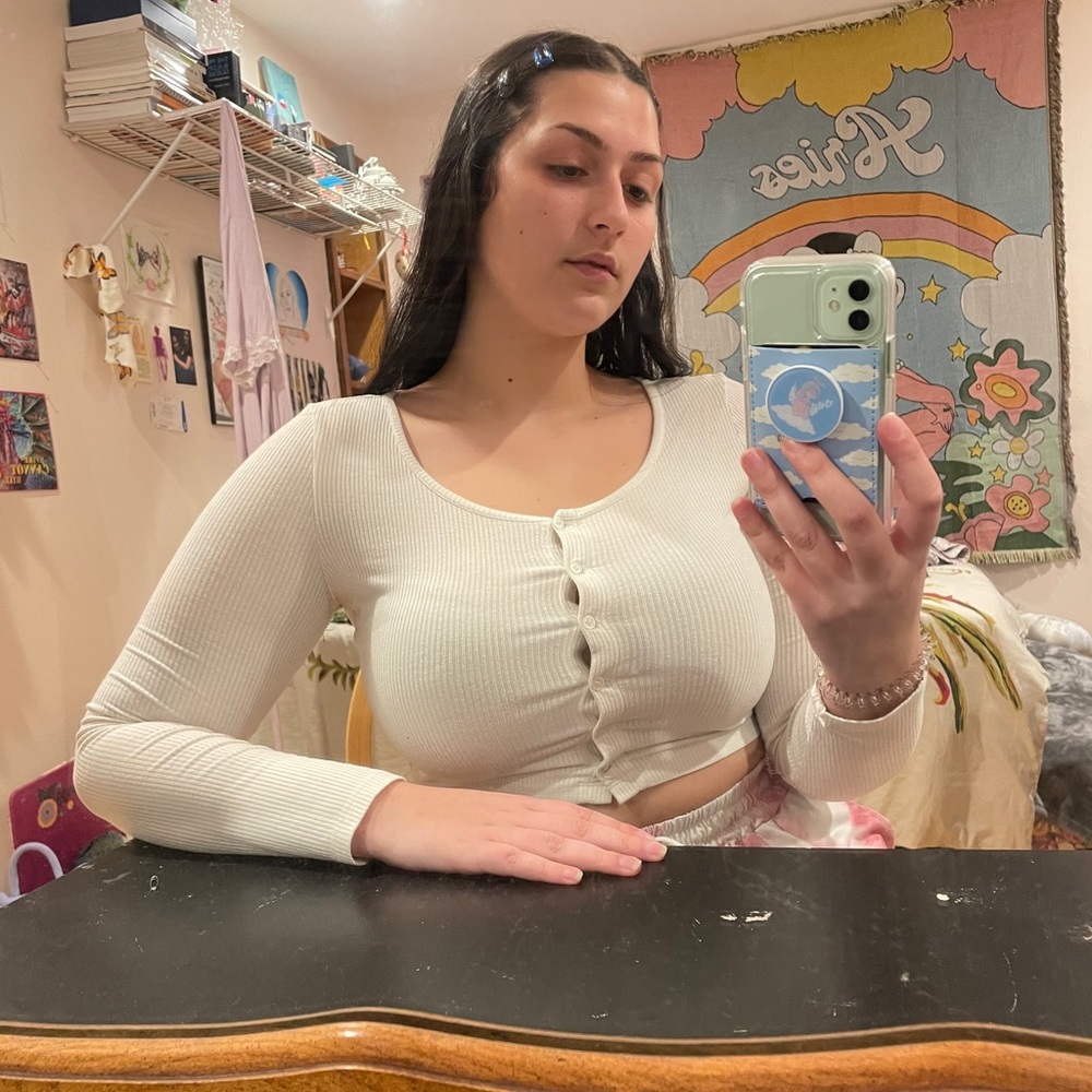 Cream Longsleeve Button-Up Crop Top